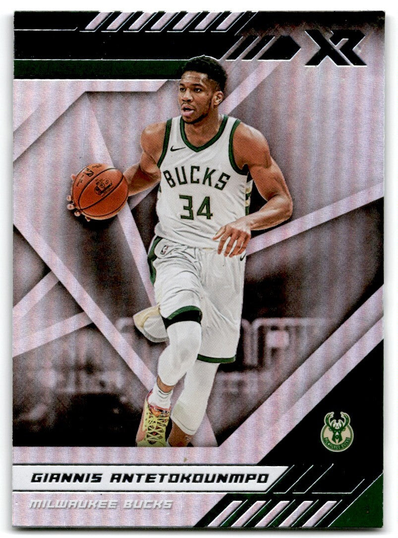 2020-21 Panini Chronicles XR Giannis Antetokounmpo Milwaukee Bucks #274