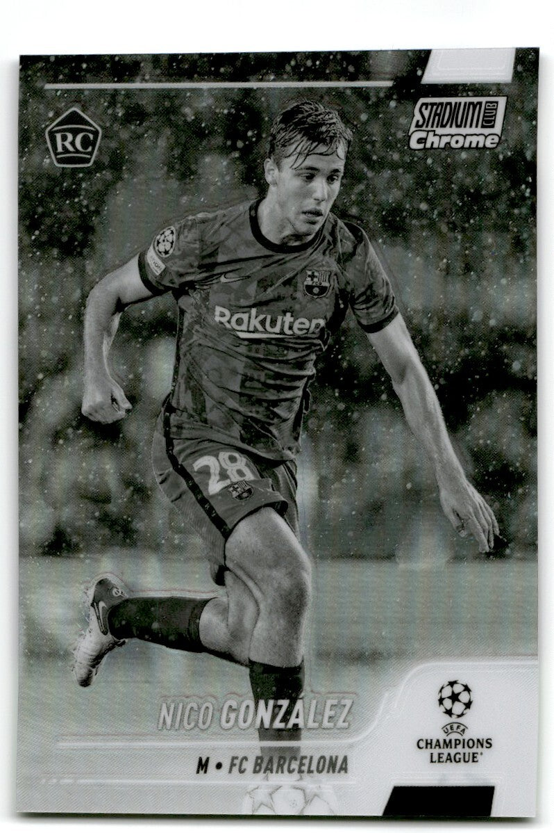 2021 Stadium Club Chrome UEFA Champions League Black & White Nico González