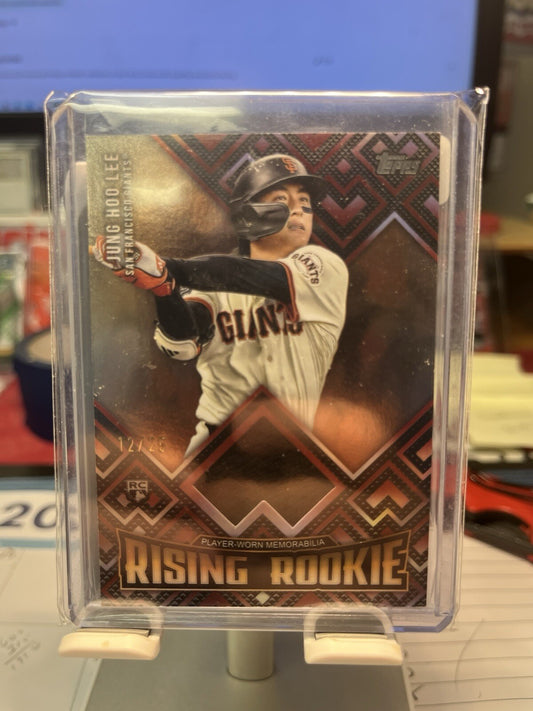 2024 Topps Update Rising Rookie Relic Jung Hoo Lee #RRR-JHL Red #/25 Giants