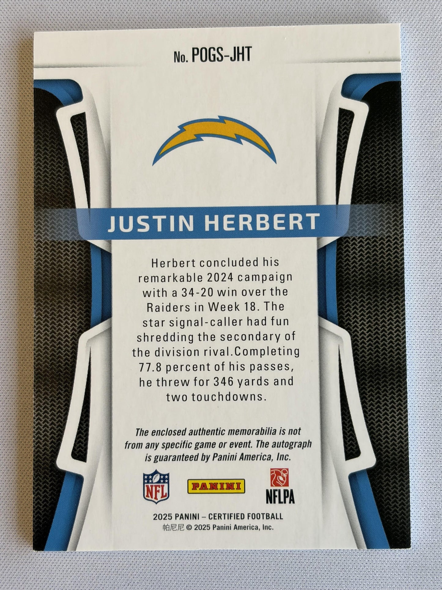 2025 Panini Certified Piece of the Game Signatures Green # Justin Herbert Auto