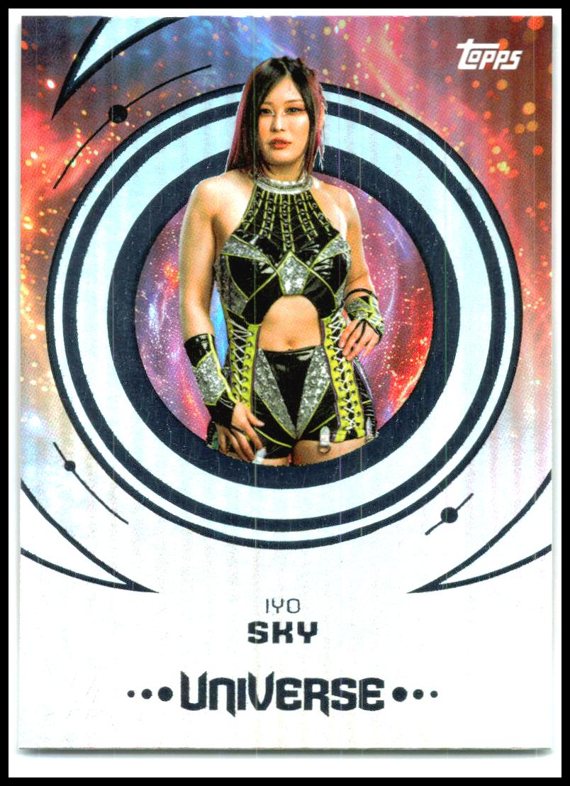 2025 Topps Universe WWE #19 Iyo Sky