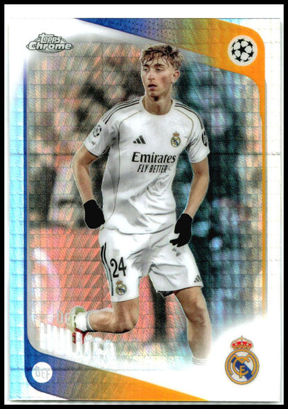 2025-26 Topps Chrome UEFA Club Prism #39 Dean Huijsen Real Madrid CF