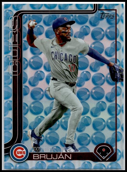 2025 Topps Holiday Beach Ball /50 #390 Vidal Bruján Chicago Cubs