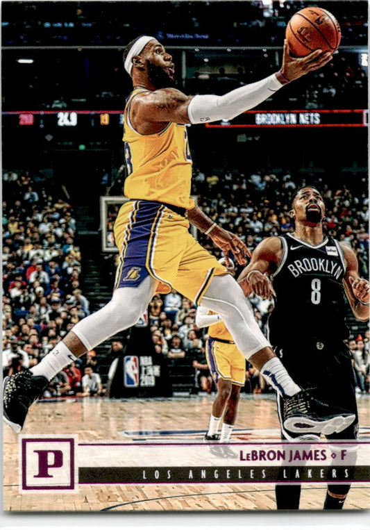 2019 Panini Chronicles Pink #112 LeBron James Los Angeles Lakers