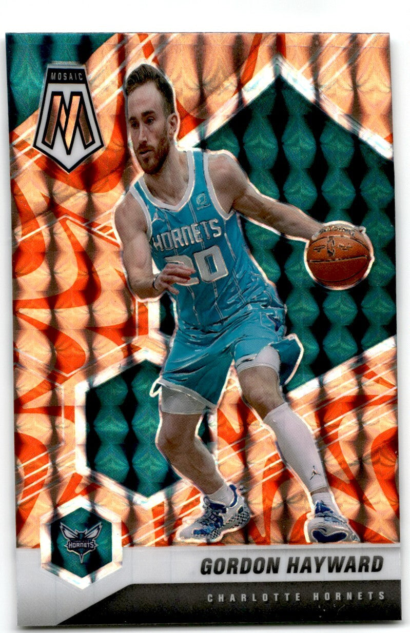 2020-21 Panini Mosaic Reactive Orange Prizm Gordon Hayward Charlotte Hornets