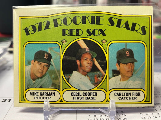 1972 Topps #79 Red Sox 1972 Rookie Stars (Garman / Cooper / Fisk) RC Red Sox