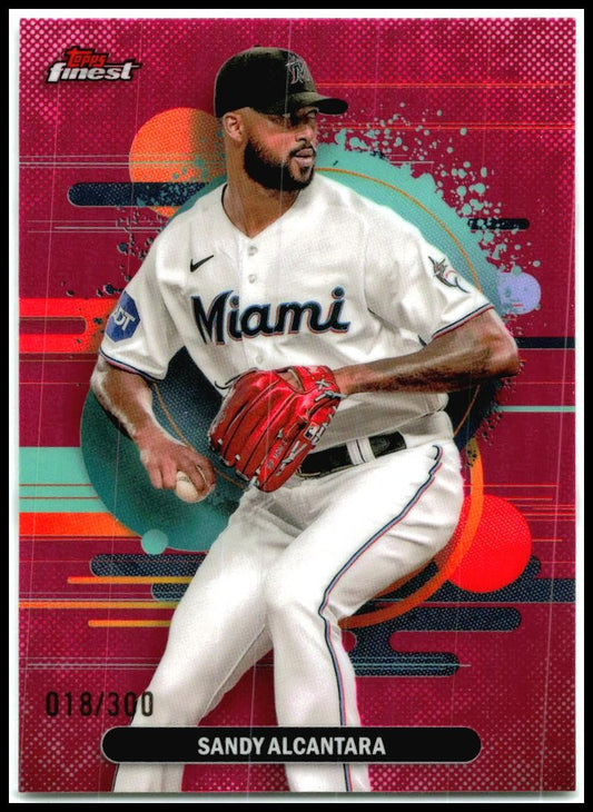 2025 Topps Finest MAGENTA REFRACTOR /300 #168 Sandy Alcantara