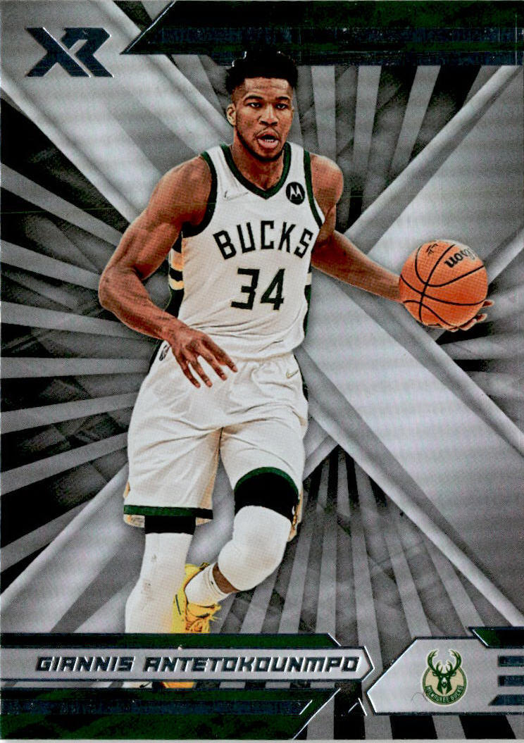 2021-22 Panini Chronicles #393 Giannis Antetokounmpo Milwaukee Bucks