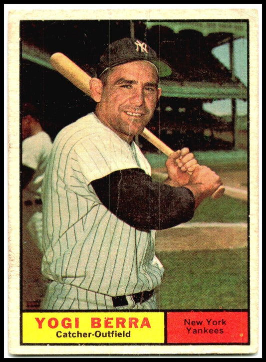 1961 Topps #425 Yogi Berra New York Yankees