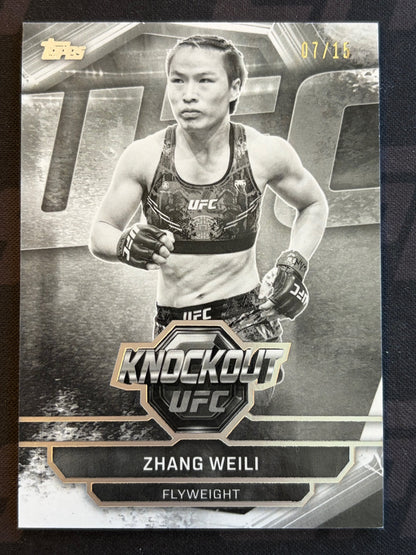 2026 Topps Knockout UFC Black & White #32 Zhang Weili #/15