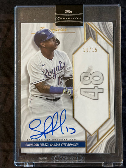 2022 Topps Luminaries - Home Run Kings Auto #/15 # Salvador Perez AU Royals